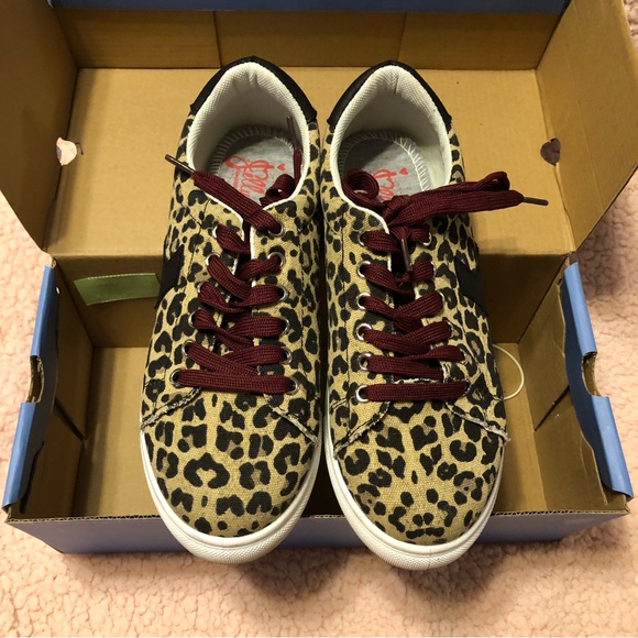 Jellypop Shoes - Jelly pop tie up shoes